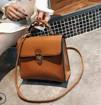 2018 nove korejska različica retro moda retro olje kožo zaklepanje prenosna torba