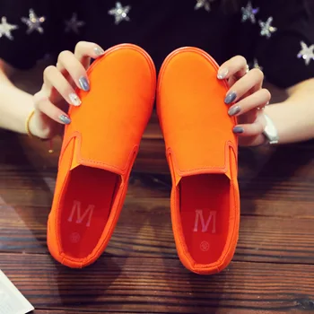 2020 pomlad in poletje nov modni trend oranžna mladi korejski ravno dno leni študent priložnostne čevlji en pedal moški platneni čevlji