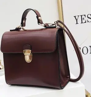 2018 nove korejska različica retro moda retro olje kožo zaklepanje prenosna torba