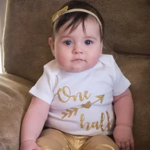 Osebno zlata Ene pol leta starega dojenčka baby bodysuit onepiece romper Obleko, ki prihaja Domov malčka majica rojstni uslug