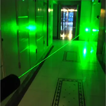 High Power Zeleni Laserski kazalnik Pero 303 532NM Nastavljiv Fokus Gorenja Tekmo 2 v 1 Svetlo Eno Točko Zvezdnato Lazer + Varen Ključ