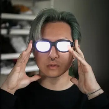 Nov Prihod LED Svetlobna Očala Smešno Anime Cosplay Kostumi, Rekviziti Priljubljenih Spletnih Očala Moda LED Očala Skupinska Igra