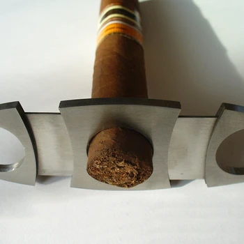 Newyond Cigar Rezilo iz Nerjavečega Jekla Dvojno Rezilo Giljotino Škarje za Najbolj Velikost Cigare (Srebrni)