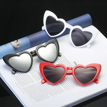 Srce sončna Očala Ženske blagovne znamke oblikovalec Mačje Oči, sončna Očala Retro Ljubezen Srca v Obliki Očal Ženske Nakupovanje Sunglass UV400