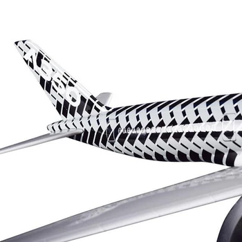 1:144 Obsega 47 cm Smolo Model Letala Airbus A350XWB Prvotni Model, Kača Kožo s Svetlobo Kolo Diecast Plastične Smole Letalo Igrača